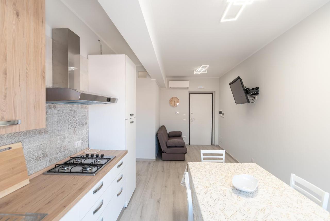 Appartamento Moderno In Centro Citta Sant'Agata di Militello Luaran gambar